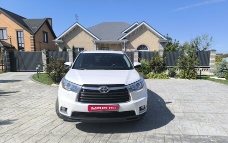 Toyota Highlander III, 2013 год, 3 850 000 рублей, 2 фотография