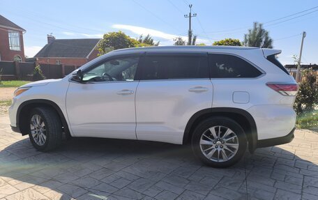 Toyota Highlander III, 2013 год, 3 850 000 рублей, 13 фотография