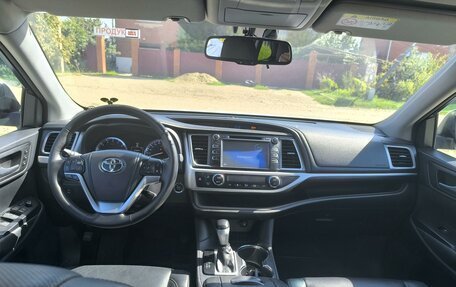 Toyota Highlander III, 2013 год, 3 850 000 рублей, 19 фотография