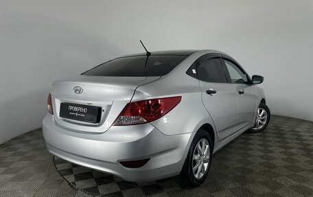 Hyundai Solaris II рестайлинг, 2013 год, 800 000 рублей, 6 фотография