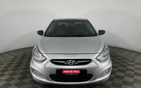 Hyundai Solaris II рестайлинг, 2013 год, 800 000 рублей, 2 фотография