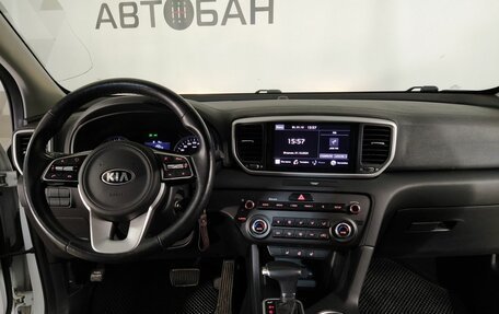 KIA Sportage IV рестайлинг, 2021 год, 2 590 000 рублей, 15 фотография