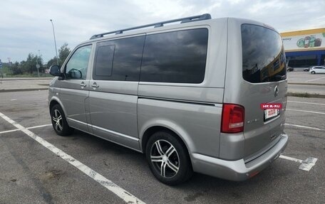 Volkswagen Multivan T5, 2010 год, 2 150 000 рублей, 3 фотография