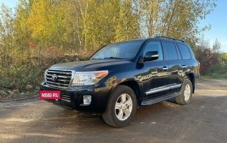 Toyota Land Cruiser 200, 2014 год, 3 300 000 рублей, 8 фотография