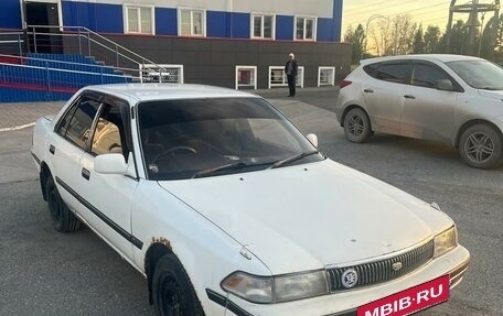 Toyota Corona VIII (T170), 1991 год, 170 000 рублей, 2 фотография