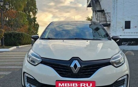 Renault Kaptur I рестайлинг, 2017 год, 1 799 000 рублей, 3 фотография