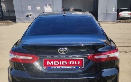 Toyota Camry, 2019 год, 3 100 000 рублей, 6 фотография