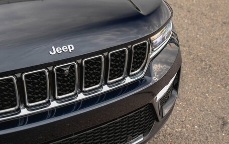 Jeep Grand Cherokee, 2023 год, 9 300 000 рублей, 32 фотография