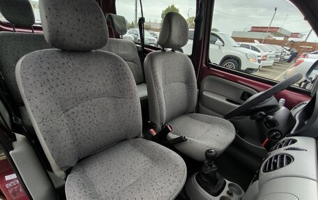 Renault Kangoo II рестайлинг, 2005 год, 499 000 рублей, 15 фотография