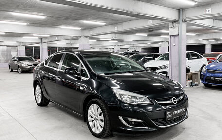 Opel Astra J, 2013 год, 970 000 рублей, 3 фотография