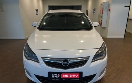 Opel Astra J, 2011 год, 790 000 рублей, 2 фотография