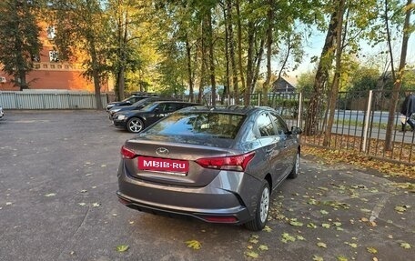 Hyundai Solaris II рестайлинг, 2021 год, 1 750 000 рублей, 3 фотография