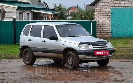 Chevrolet Niva I рестайлинг, 2003 год, 320 000 рублей, 4 фотография