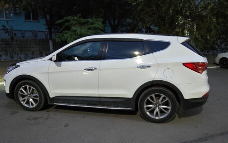 Hyundai Santa Fe III рестайлинг, 2013 год, 2 300 000 рублей, 2 фотография