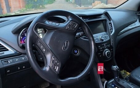 Hyundai Santa Fe III рестайлинг, 2013 год, 2 300 000 рублей, 4 фотография