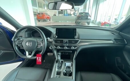 Honda Accord IX рестайлинг, 2019 год, 2 237 000 рублей, 12 фотография