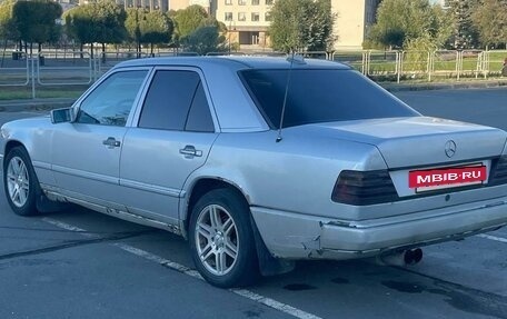 Mercedes-Benz W124, 1989 год, 230 000 рублей, 4 фотография