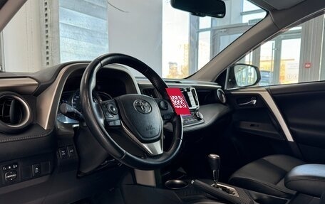 Toyota RAV4, 2015 год, 2 400 000 рублей, 7 фотография