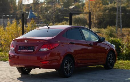 Hyundai Solaris II рестайлинг, 2011 год, 890 000 рублей, 10 фотография