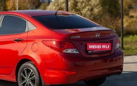 Hyundai Solaris II рестайлинг, 2011 год, 890 000 рублей, 13 фотография