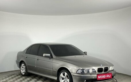 BMW 5 серия, 2002 год, 750 000 рублей, 2 фотография