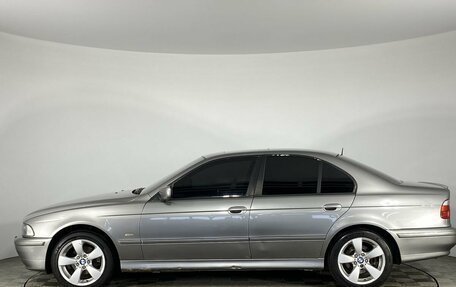 BMW 5 серия, 2002 год, 750 000 рублей, 9 фотография