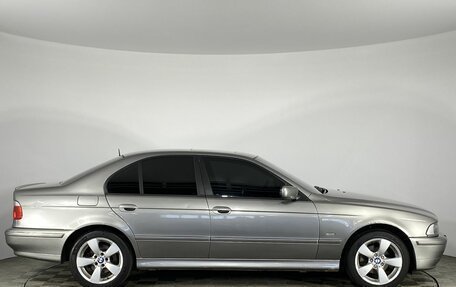 BMW 5 серия, 2002 год, 750 000 рублей, 10 фотография