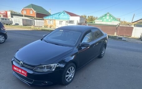 Volkswagen Jetta VI, 2012 год, 685 000 рублей, 8 фотография