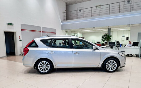 KIA cee'd I рестайлинг, 2010 год, 892 000 рублей, 4 фотография