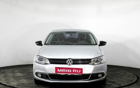 Volkswagen Jetta VI, 2013 год, 1 120 000 рублей, 2 фотография