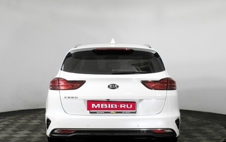 KIA cee'd III, 2018 год, 1 690 000 рублей, 6 фотография