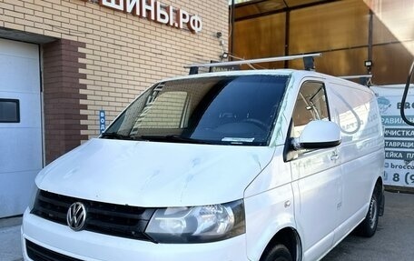 Volkswagen Transporter T5 рестайлинг, 2012 год, 1 520 000 рублей, 2 фотография