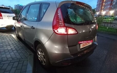 Renault Scenic III, 2010 год, 670 000 рублей, 3 фотография