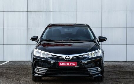 Toyota Corolla, 2018 год, 1 890 000 рублей, 3 фотография