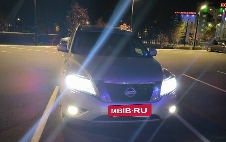 Nissan Pathfinder, 2015 год, 2 250 000 рублей, 22 фотография