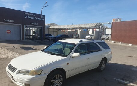 Toyota Camry, 1997 год, 400 000 рублей, 11 фотография