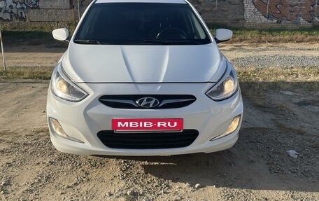 Hyundai Solaris II рестайлинг, 2013 год, 1 180 000 рублей, 6 фотография