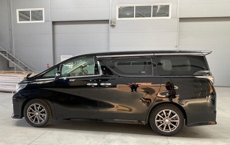 Toyota Alphard III, 2017 год, 3 800 000 рублей, 4 фотография