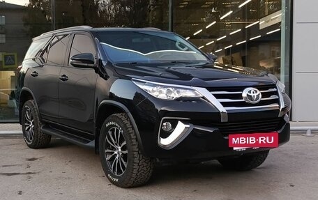 Toyota Fortuner II, 2019 год, 3 700 000 рублей, 3 фотография