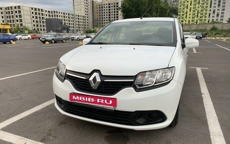 Renault Logan II, 2018 год, 1 150 000 рублей, 4 фотография