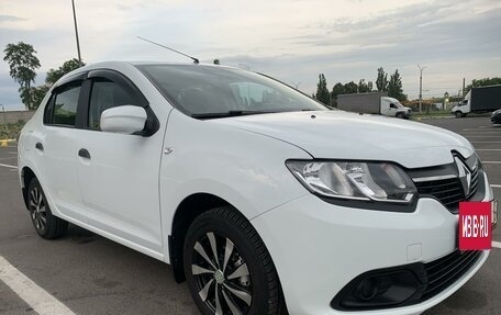 Renault Logan II, 2018 год, 1 150 000 рублей, 18 фотография