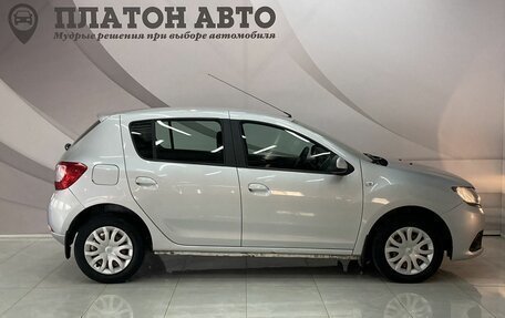 Renault Sandero II рестайлинг, 2014 год, 858 000 рублей, 4 фотография