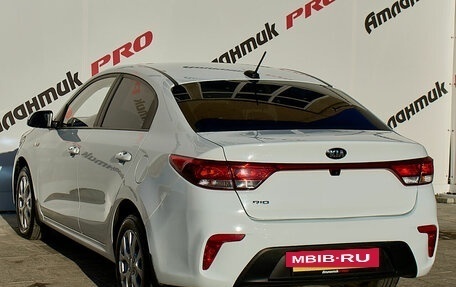 KIA Rio IV, 2018 год, 1 419 000 рублей, 6 фотография