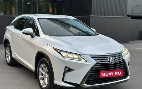 Lexus RX IV рестайлинг, 2016 год, 3 900 000 рублей, 9 фотография