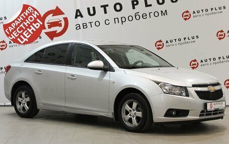 Chevrolet Cruze II, 2010 год, 899 000 рублей, 2 фотография