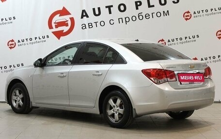 Chevrolet Cruze II, 2010 год, 899 000 рублей, 4 фотография