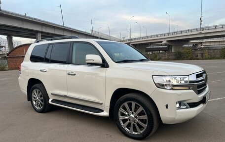 Toyota Land Cruiser 200, 2016 год, 5 600 000 рублей, 6 фотография