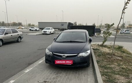 Honda Civic VIII, 2008 год, 670 000 рублей, 2 фотография