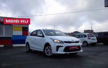 KIA Rio IV, 2018 год, 1 599 000 рублей, 2 фотография