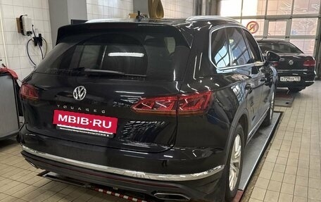 Volkswagen Touareg III, 2019 год, 5 690 000 рублей, 4 фотография